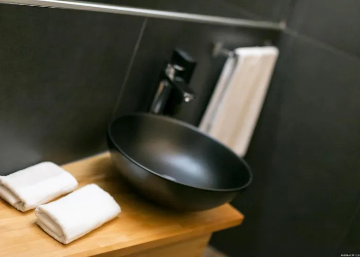 Luxury Muse 1 & 2 特伦托